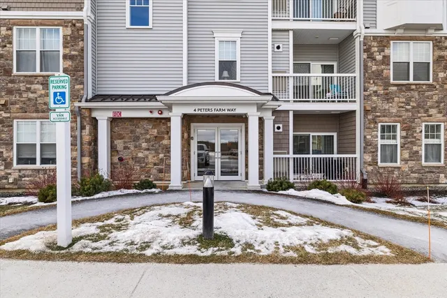 $470,000 | 4 Peters Farm Way, Unit 203, Westborough, MA 01581