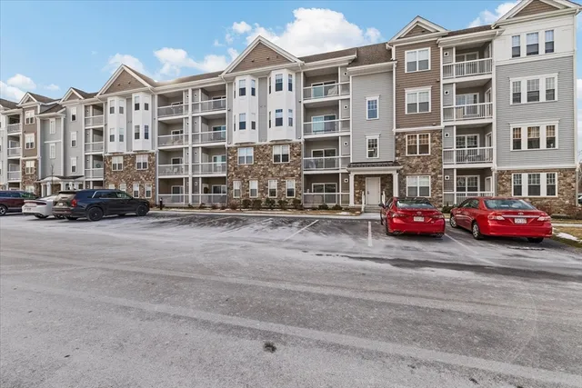 $470,000 | 4203 Peters Farm Way, Unit 4203, Westborough, MA 01581