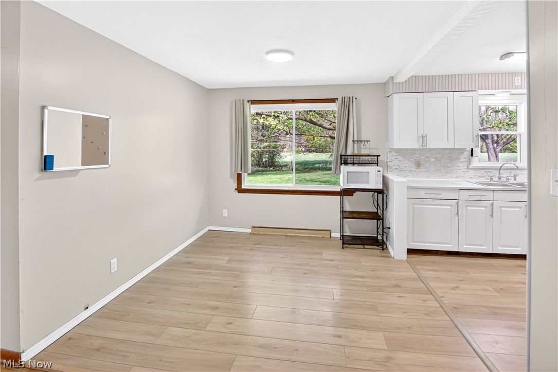 39568 Carol Lane Elyria, OH 44035 - Photo 9 of 41