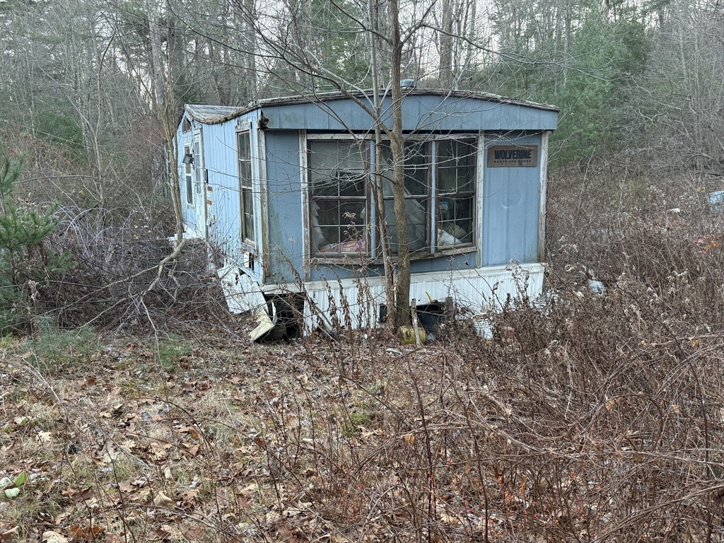 128 New Holland Road Brimfield, MA 01010 - Photo 3 of 5