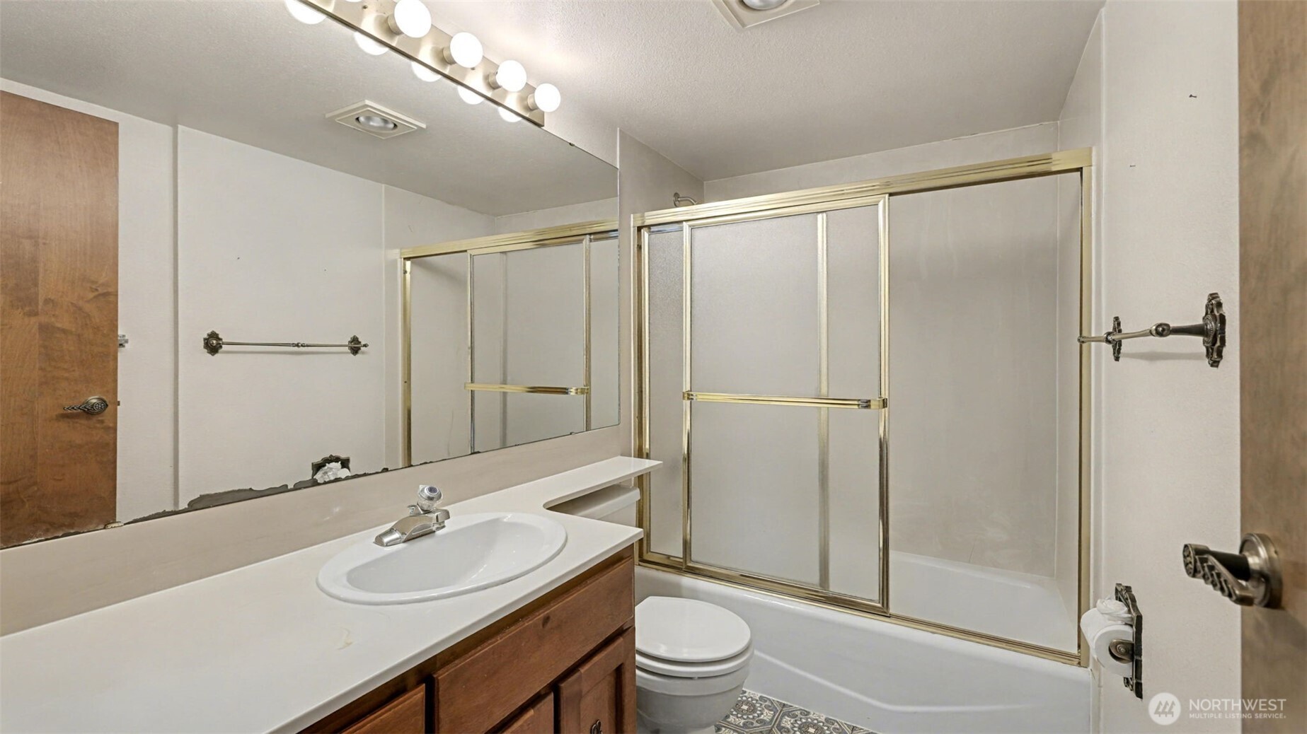 8208 South 124th Street Seattle, WA 98178 - Photo 26 of 39