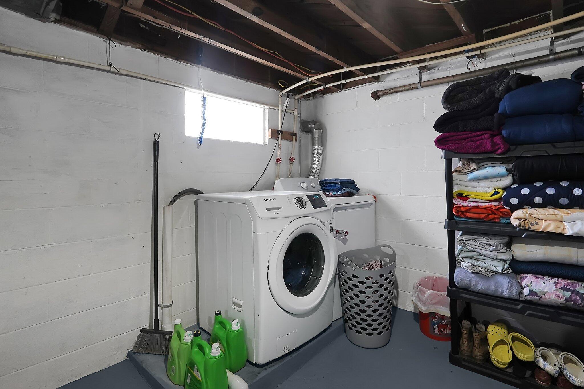 1540 East Weber Road Columbus, OH 43224 - Photo 23 of 28 laundry area basement