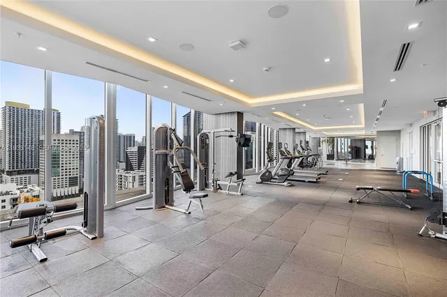 $2,850 | 1010 Southwest 2nd Avenue, Unit 710, Miami, FL 33130