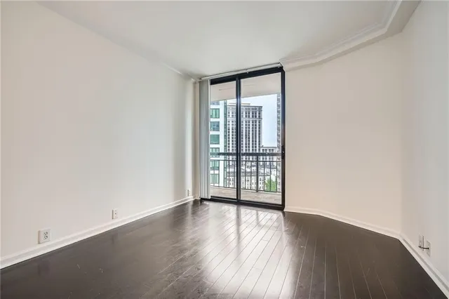 $239,900 | 3481 Lakeside Drive Northeast, Unit 1504, Atlanta, GA 30326