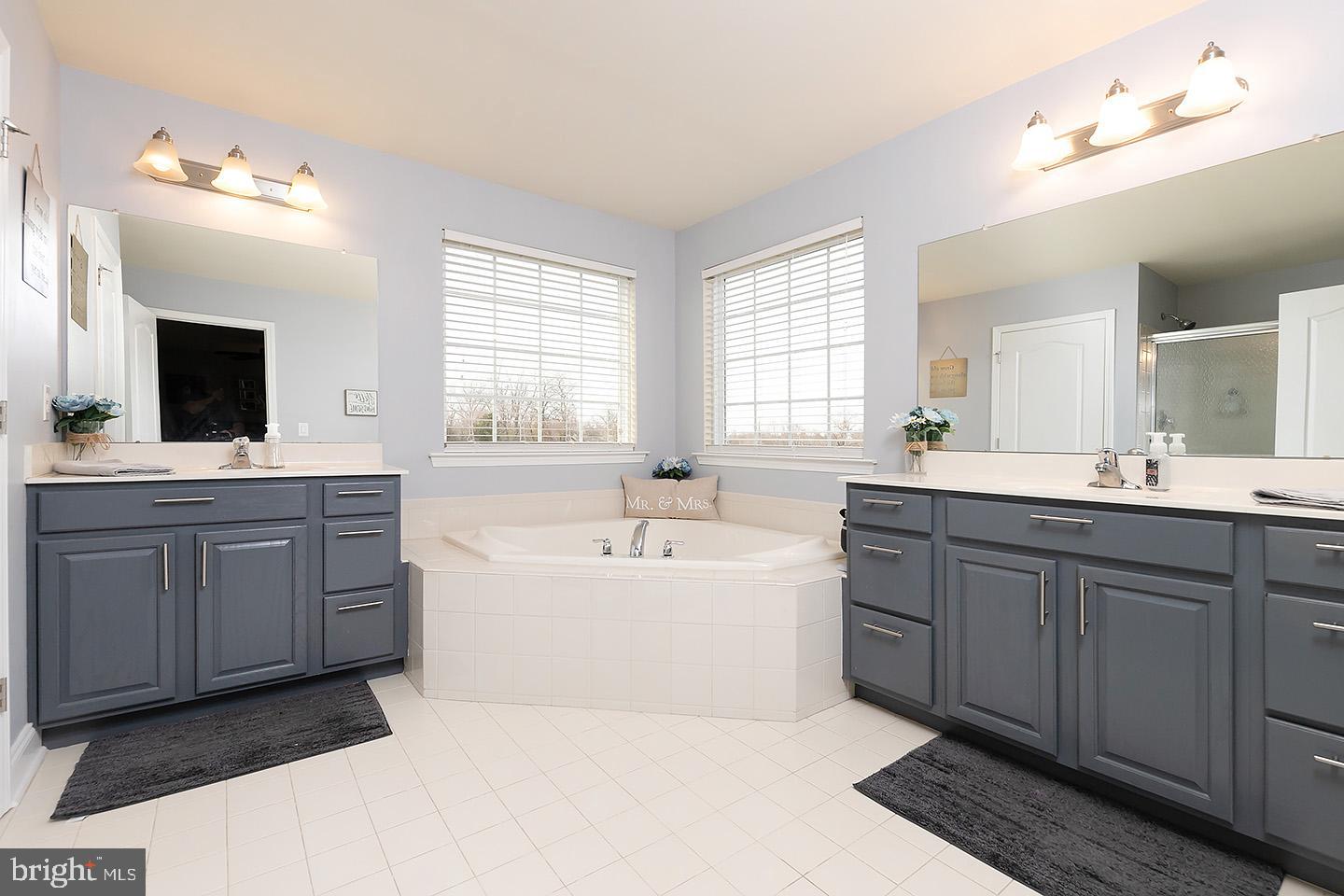 323 Windsor Road Mullica Hill, NJ 08062 - Photo 13 of 26 Gallery Image 13