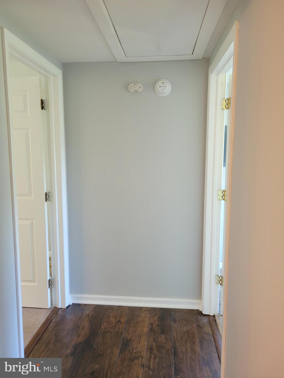 11 North Hook Road Pennsville, NJ 08070 - Photo 22 of 25 Hallway