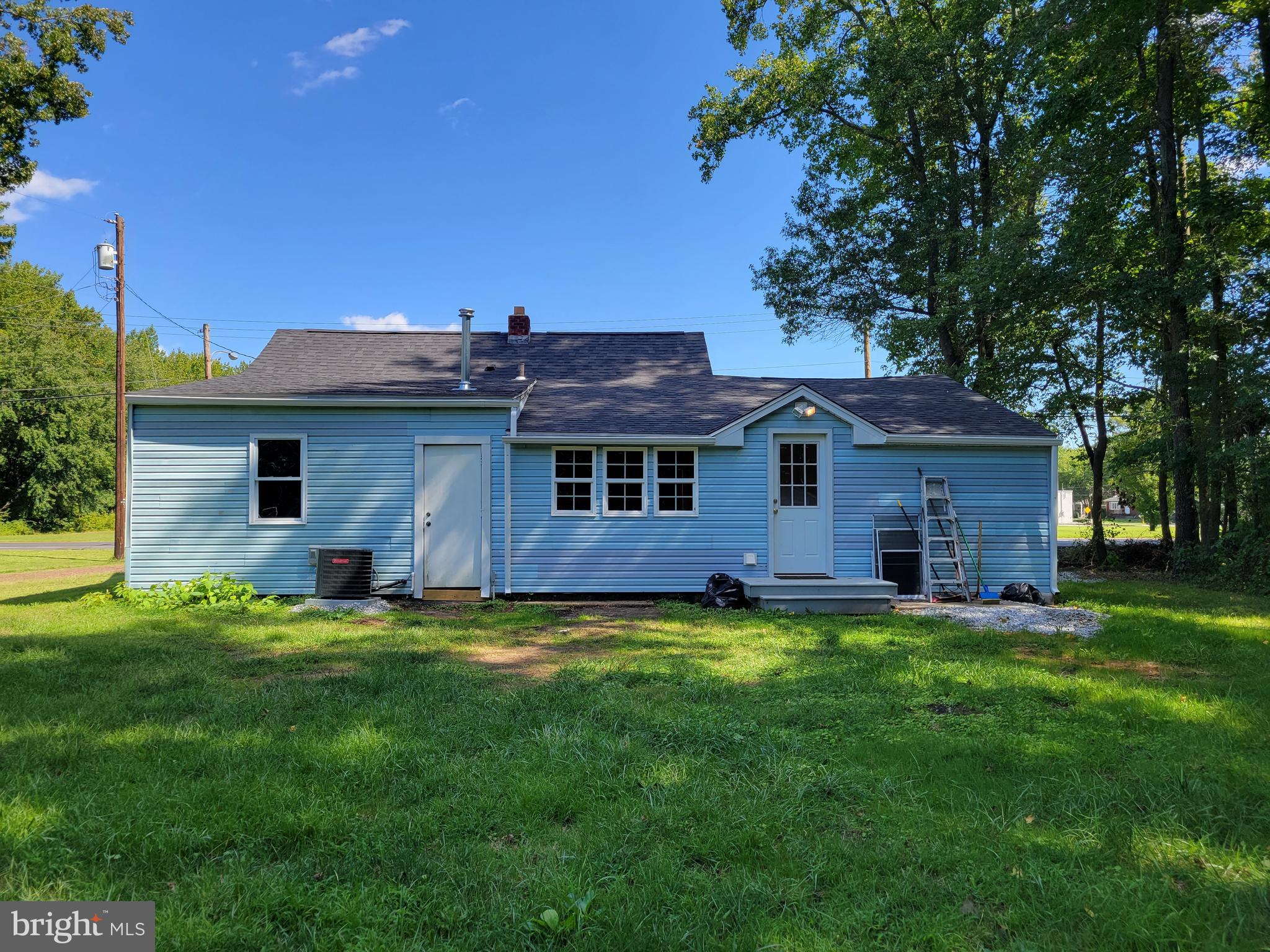 11 North Hook Road Pennsville, NJ 08070 - Photo 6 of 25 Back of the house