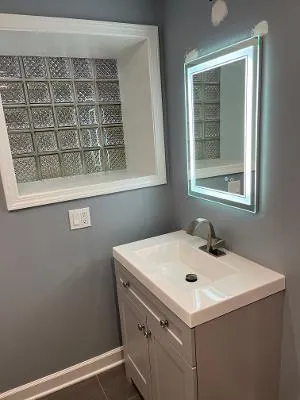 $1,600 | 6630 North Washtenaw Avenue, Unit G, Chicago, IL 60645