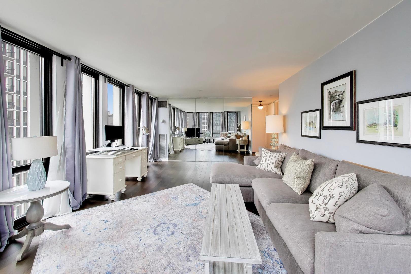 1 East Scott Street, Unit 1609 Chicago, IL 60610 - Photo 5 of 31