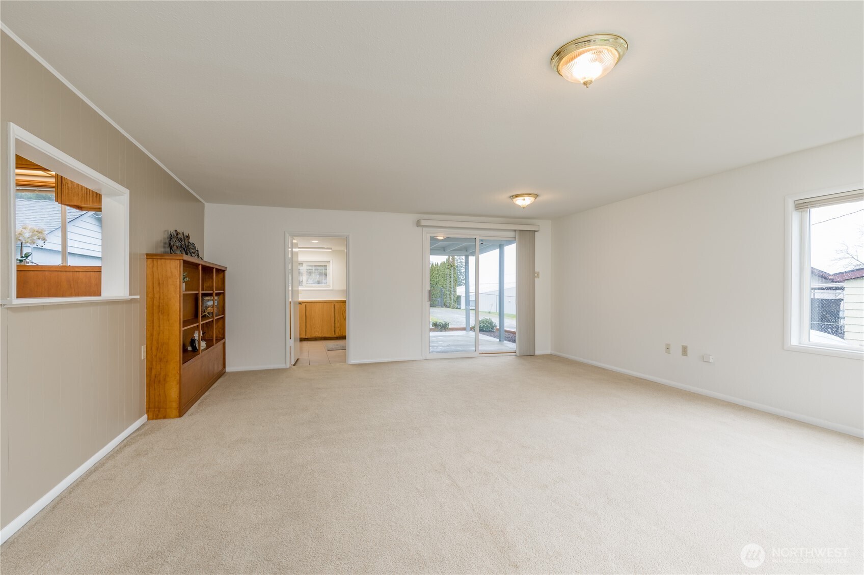 9229 South 200th Street Kent, WA 98031 - Photo 21 of 34