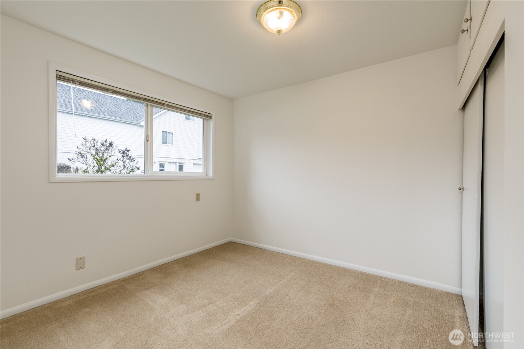 9229 South 200th Street Kent, WA 98031 - Photo 23 of 34