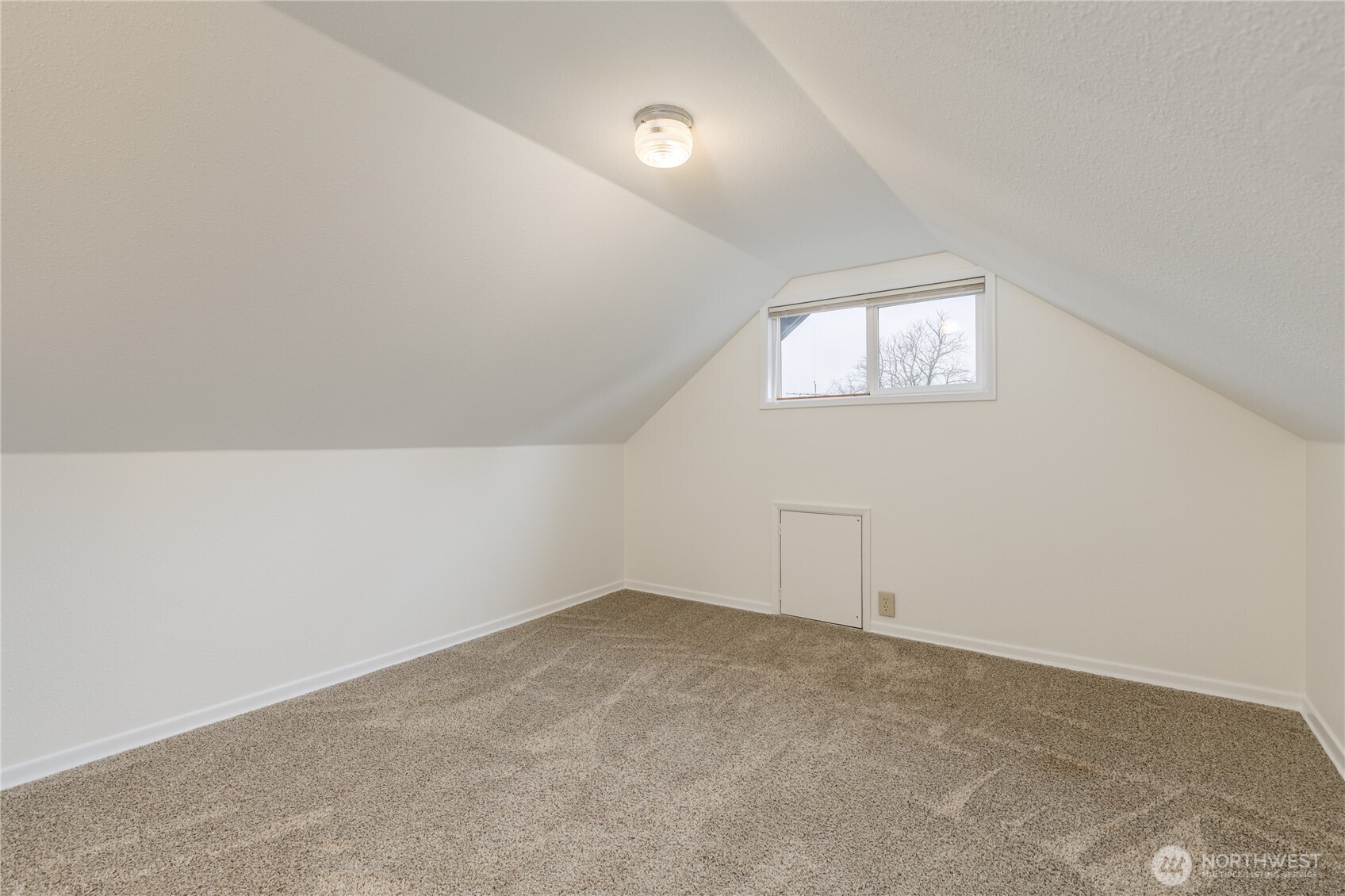 9229 South 200th Street Kent, WA 98031 - Photo 29 of 34