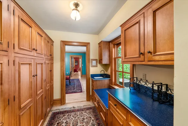 $1,999,000 | 7918 Pleasant Valley Road, Saukville, WI 53080