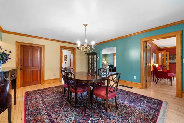 $1,999,000 | 7918 Pleasant Valley Road, Saukville, WI 53080