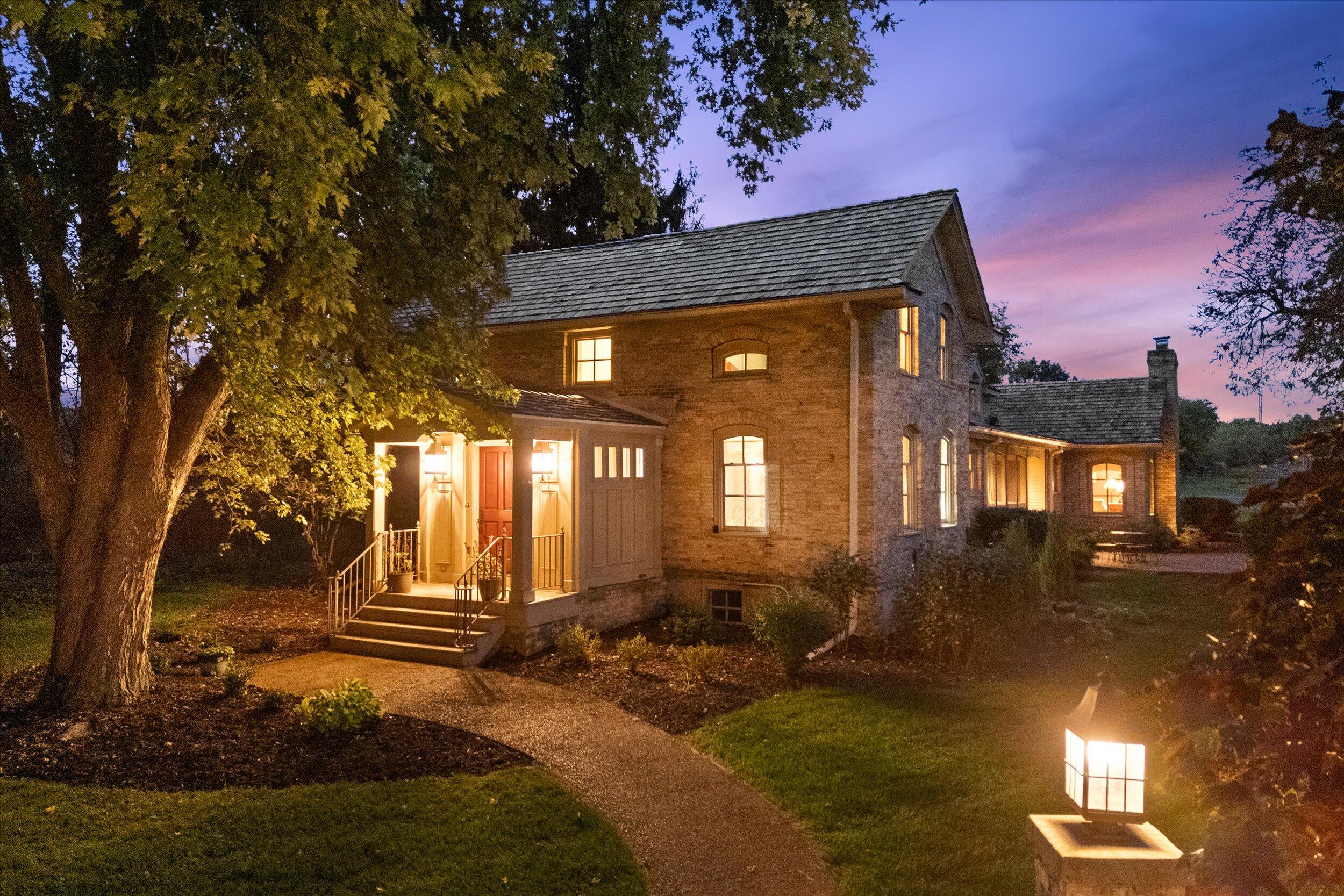 7918 Pleasant Valley Road Saukville, WI 53080 - Photo 3 of 117 Front Exterior (South Side)