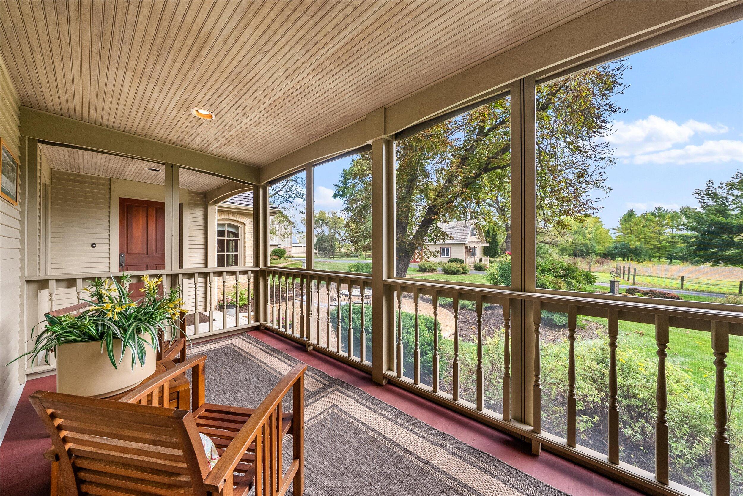 7918 Pleasant Valley Road Saukville, WI 53080 - Photo 31 of 117 Screened Porch