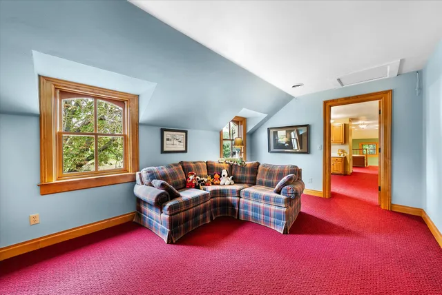 $1,999,000 | 7918 Pleasant Valley Road, Saukville, WI 53080