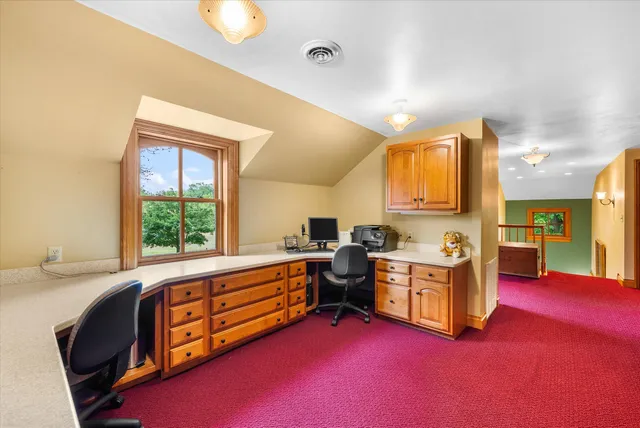 $1,999,000 | 7918 Pleasant Valley Road, Saukville, WI 53080