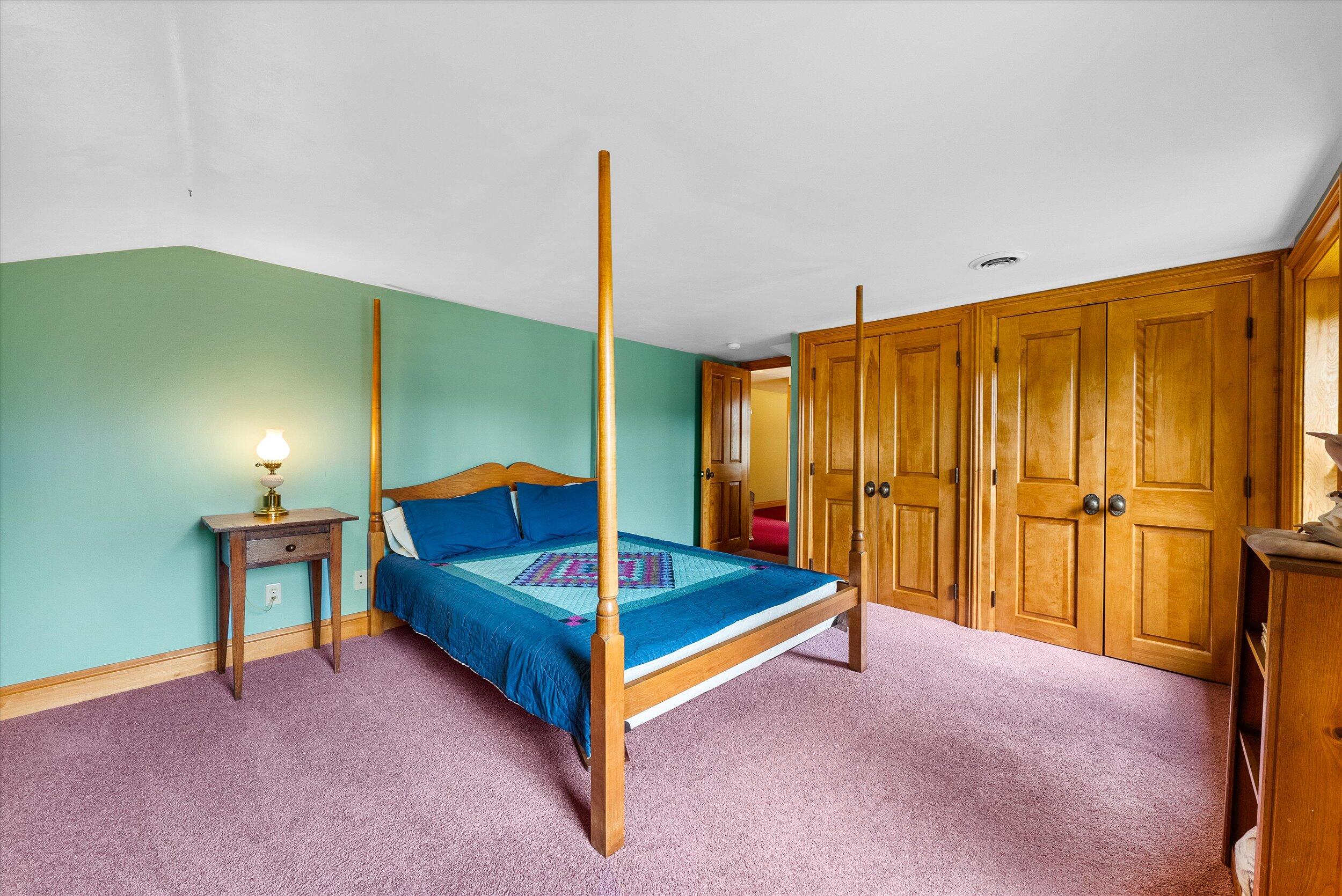 7918 Pleasant Valley Road Saukville, WI 53080 - Photo 50 of 117 Bedroom