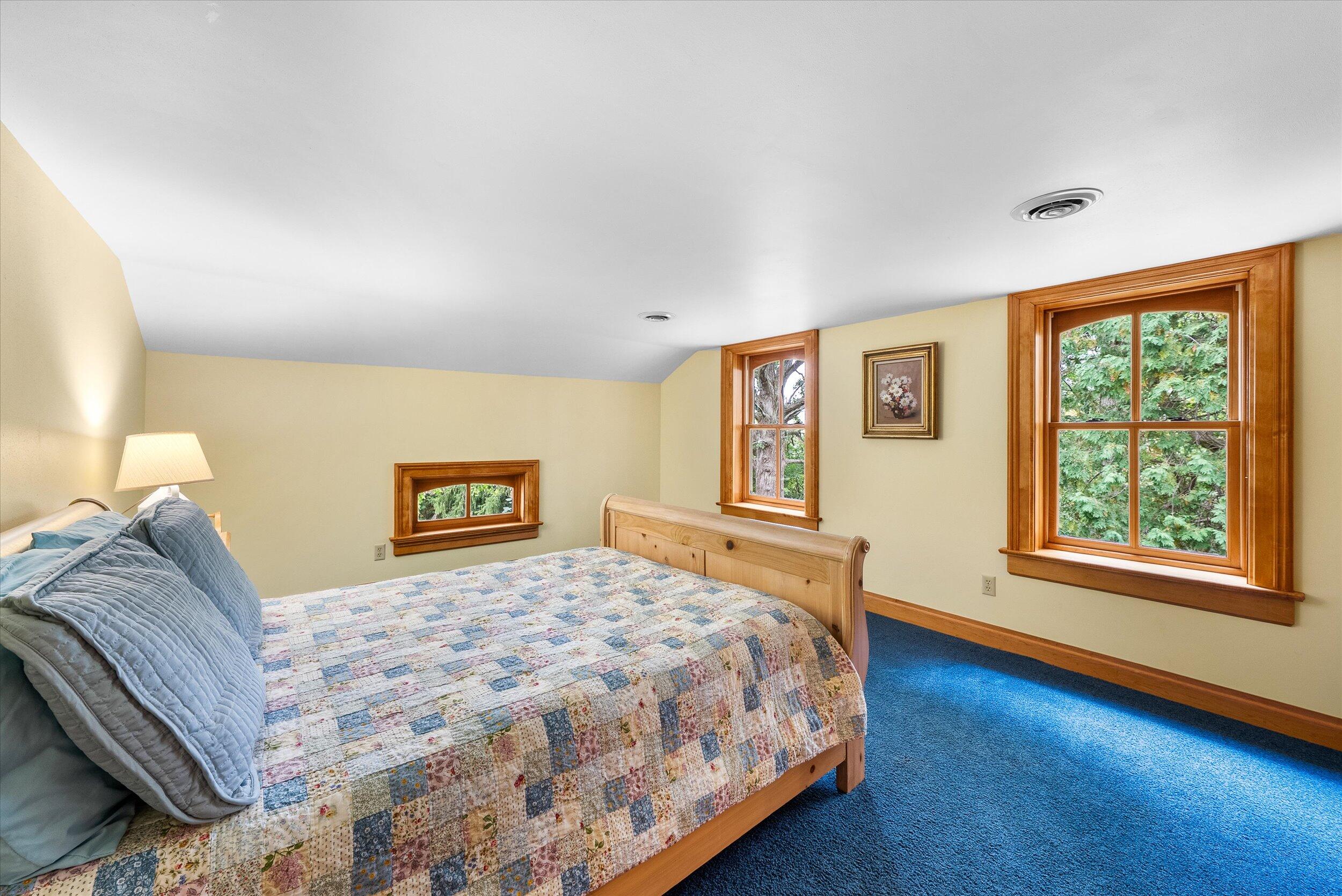 7918 Pleasant Valley Road Saukville, WI 53080 - Photo 51 of 117 Bedroom