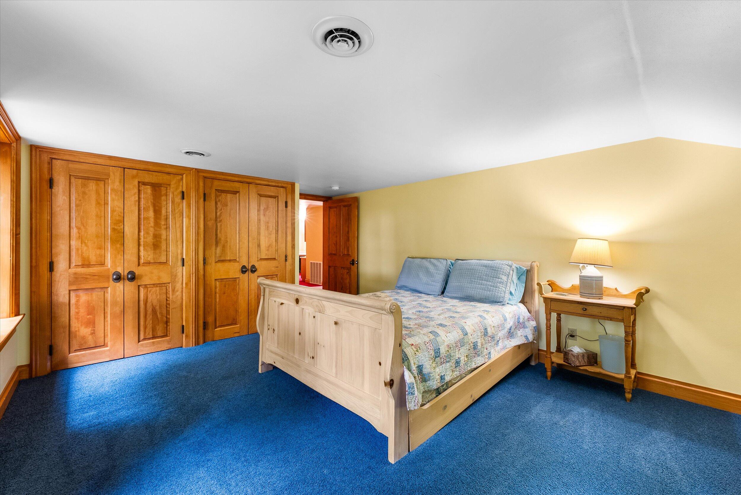 7918 Pleasant Valley Road Saukville, WI 53080 - Photo 52 of 117 Bedroom