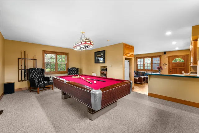 $1,999,000 | 7918 Pleasant Valley Road, Saukville, WI 53080