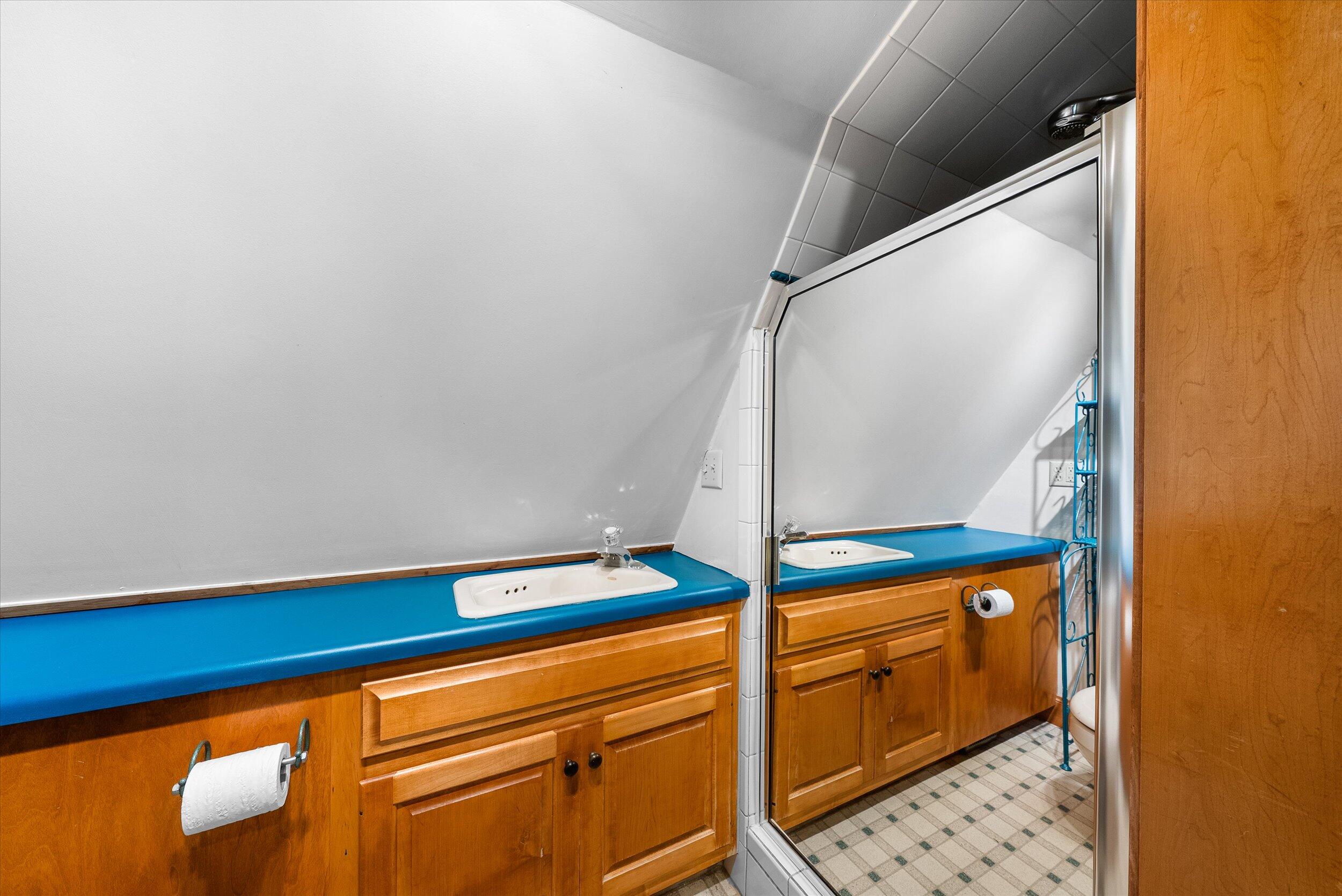 7918 Pleasant Valley Road Saukville, WI 53080 - Photo 65 of 117 Carriage House Bathroom (Carriage House)