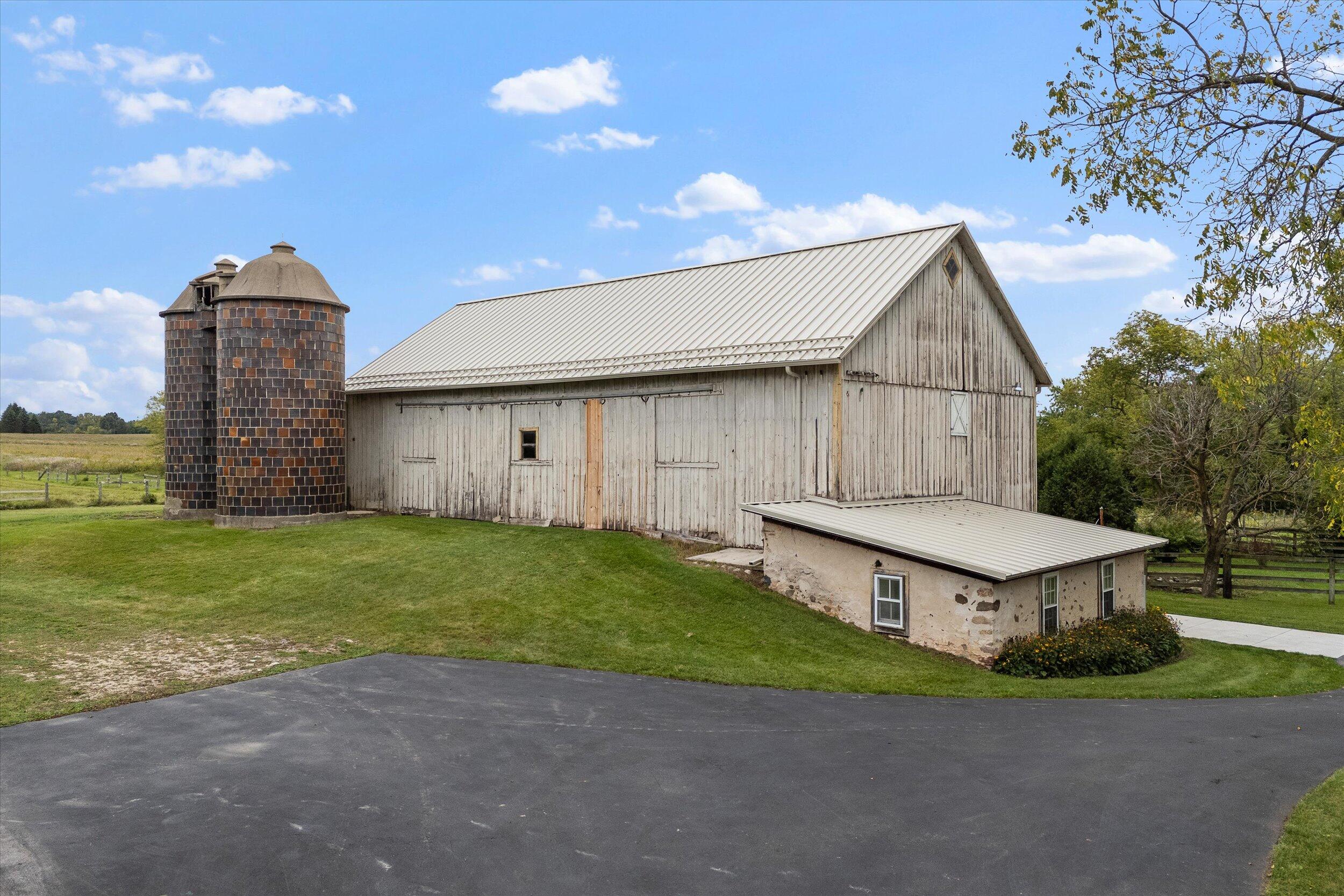 7918 Pleasant Valley Road Saukville, WI 53080 - Photo 84 of 117 Barn and Milk House