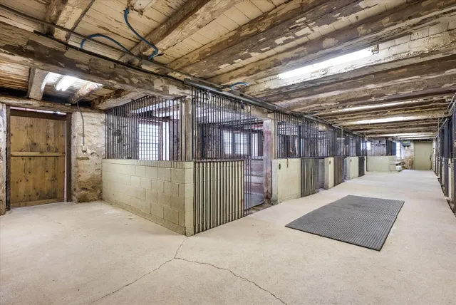 $1,999,000 | 7918 Pleasant Valley Road, Saukville, WI 53080