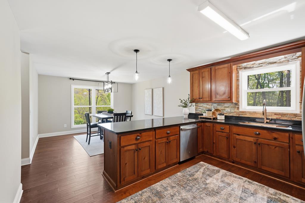 61 Overlook Road Blue Ridge, GA 30513 - Photo 14 of 57