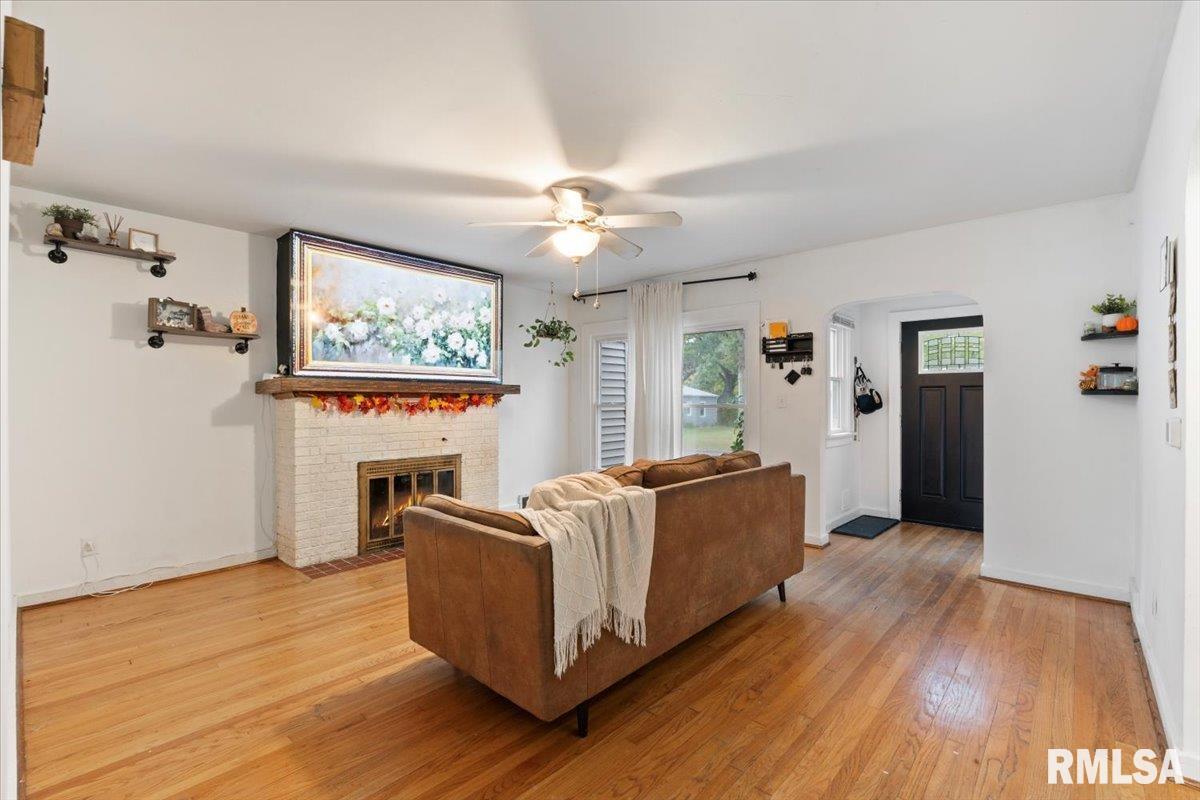 2332 14th Avenue Moline, IL 61265 - Photo 12 of 41