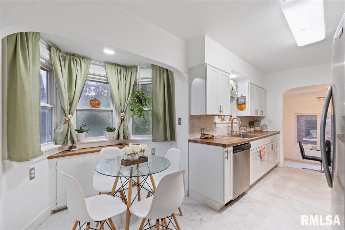 2332 14th Avenue Moline, IL 61265 - Photo 16 of 41