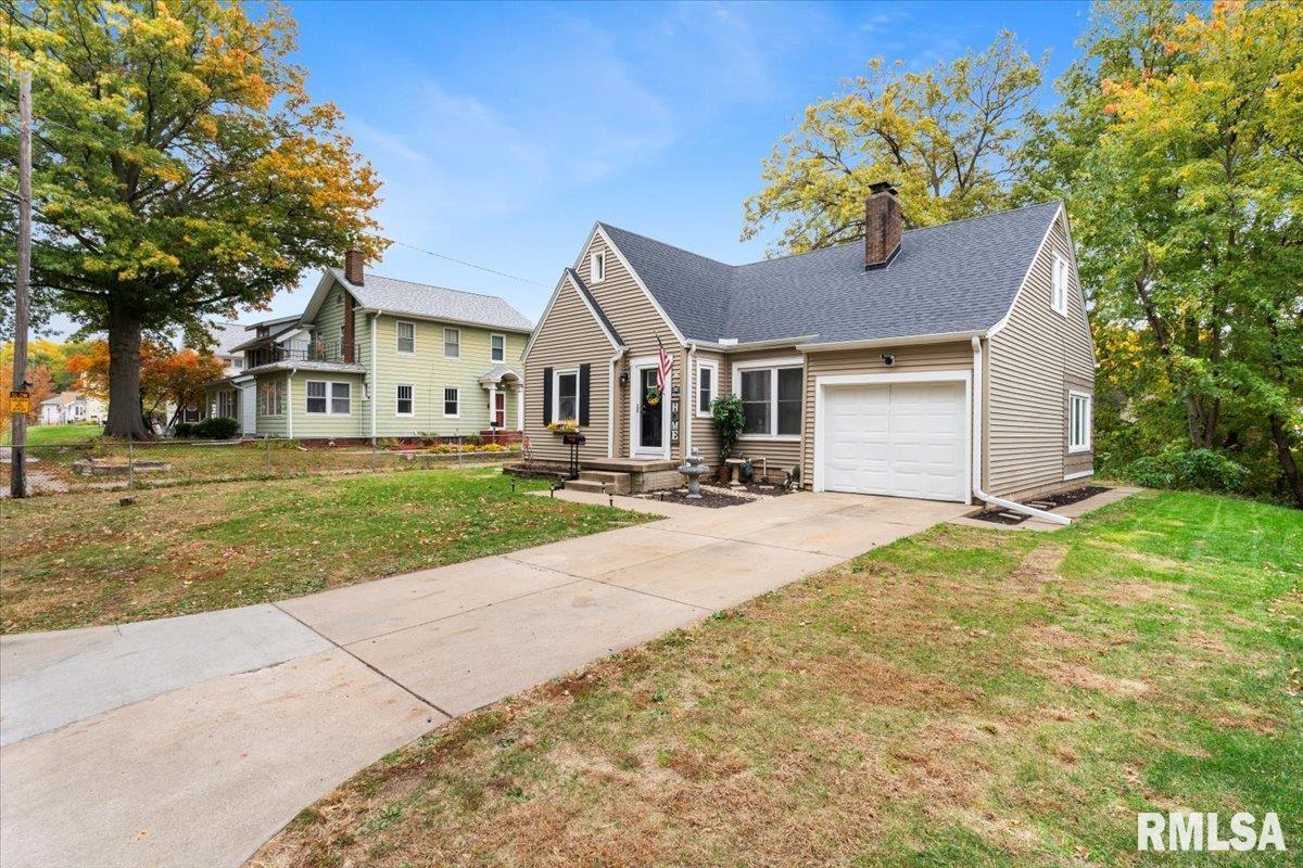 2332 14th Avenue Moline, IL 61265 - Photo 3 of 41