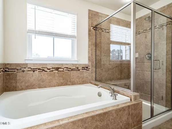 $2,100 | 309 Roundhouse Lane, Morrisville, NC 27560
