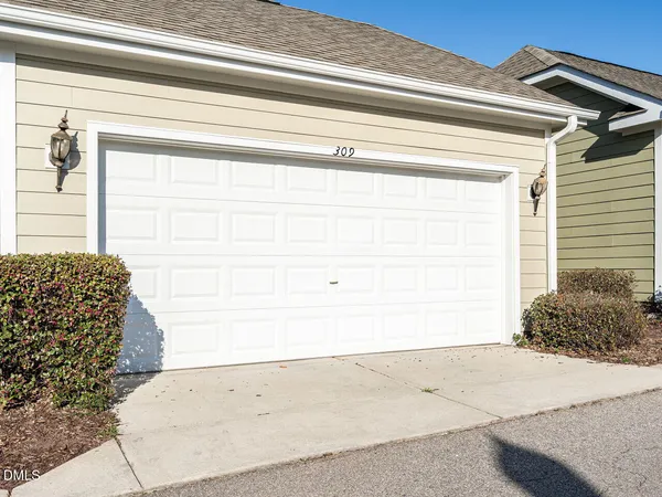 $2,100 | 309 Roundhouse Lane, Morrisville, NC 27560