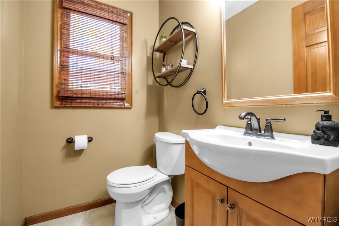 76 Southpoint Drive Lancaster, NY 14086 - Photo 19 of 45