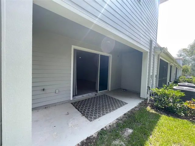 $2,000 | 13808 Northwest 9th Road, Newberry, FL 32669