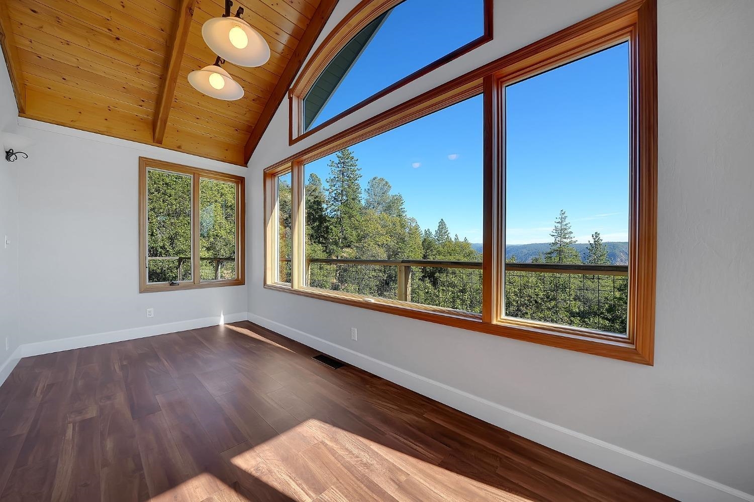 5569 Campfire Court Murphys, CA 95247 - Photo 8 of 57