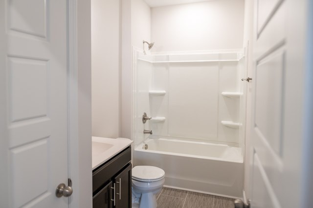 146 Cherry Road Clarksville, TN 37042 - Photo 12 of 13 a bathroom with a sink and a bathtub