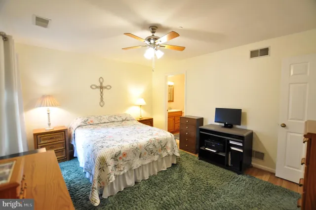 $265,000 | 137 Sunflower Drive, Hagerstown, MD 21740