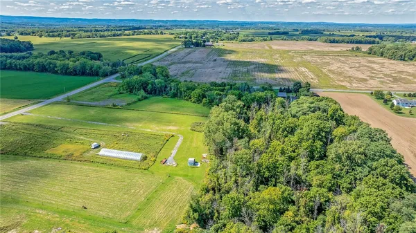 $105,000 | 4 County Road, Clifton Springs, NY 14432