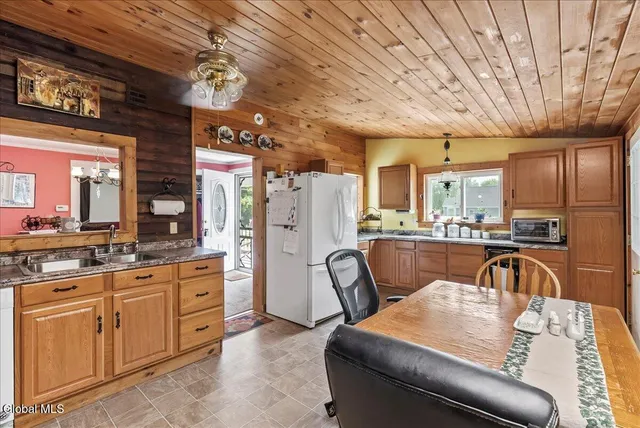 $257,000 | 125 Church Street, Howes Cave, NY 12092