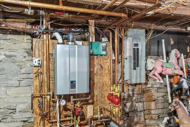 $257,000 | 125 Church Street, Howes Cave, NY 12092