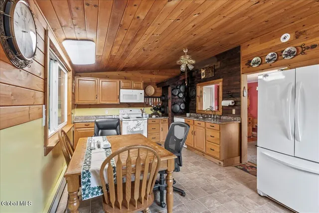 $257,000 | 125 Church Street, Howes Cave, NY 12092