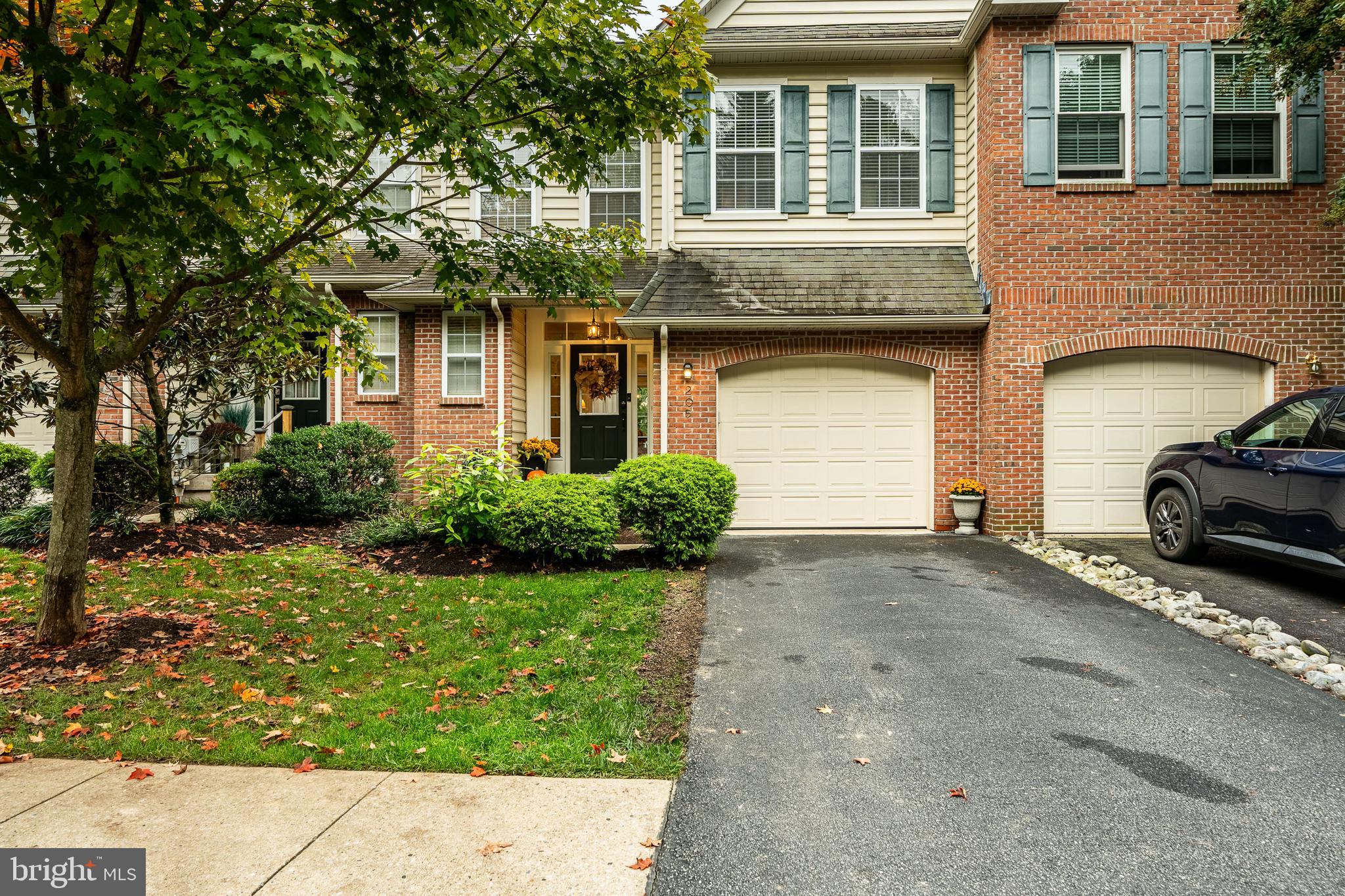 205 Deepdale Drive Kennett Square, PA 19348 - Photo 2 of 40