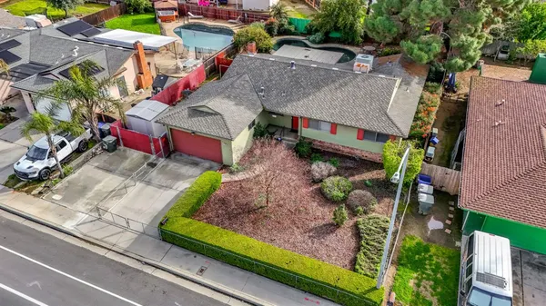 $439,000 | 1606 Barstow Avenue, Clovis, CA 93611
