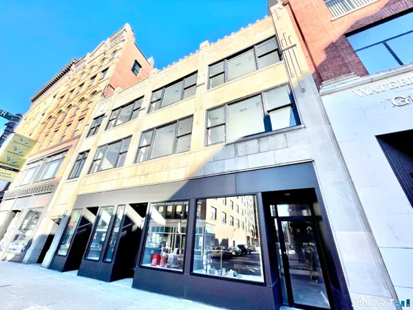 $1,250 | 77 Bank Street, Unit 2B, Waterbury, CT 06702