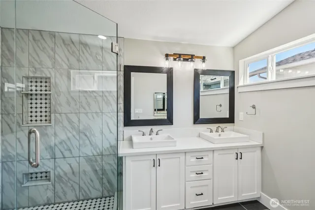 $645,000 | 10214 Northwest 11th Avenue, Vancouver, WA 98685