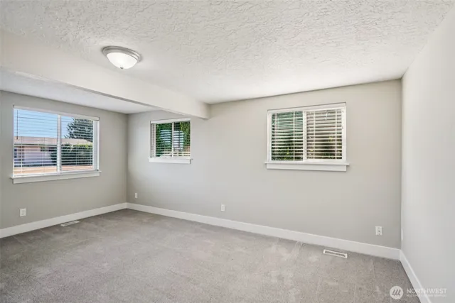 $645,000 | 10214 Northwest 11th Avenue, Vancouver, WA 98685