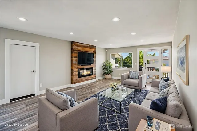 $645,000 | 10214 Northwest 11th Avenue, Vancouver, WA 98685